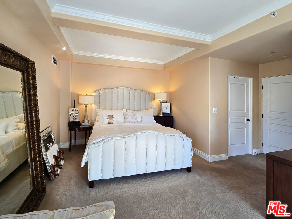10795 Wilshire Boulevard - Photo 32