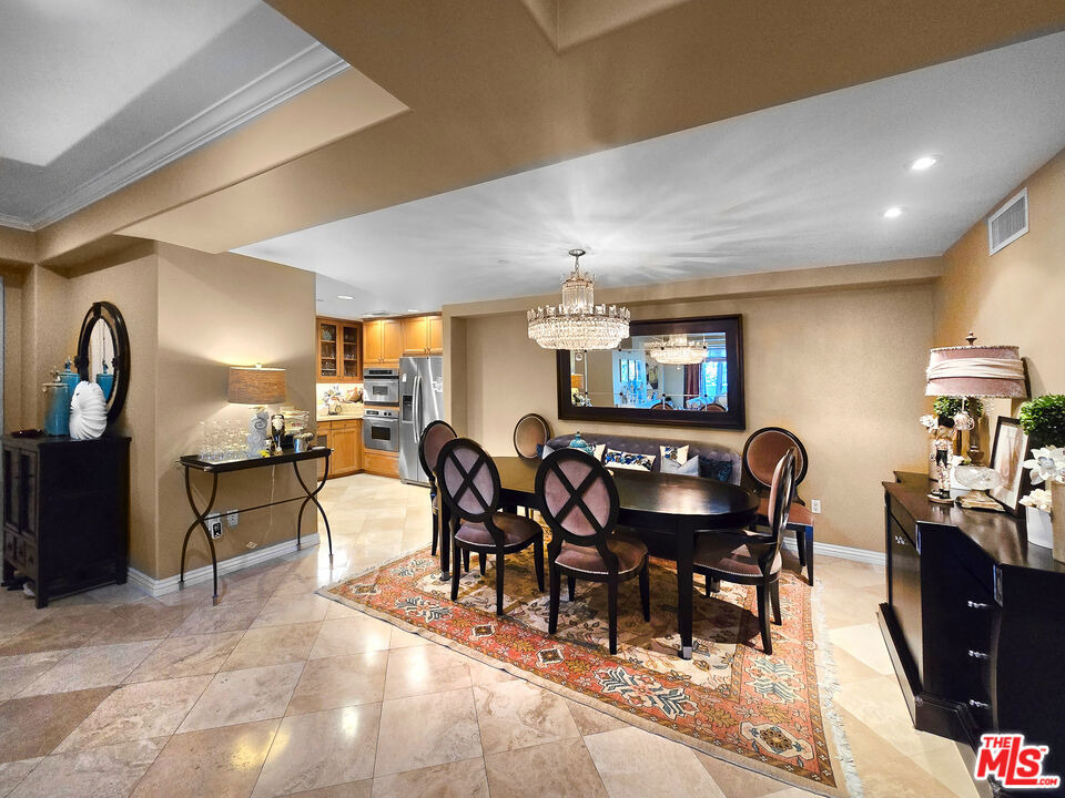 10795 Wilshire Boulevard - Photo 18