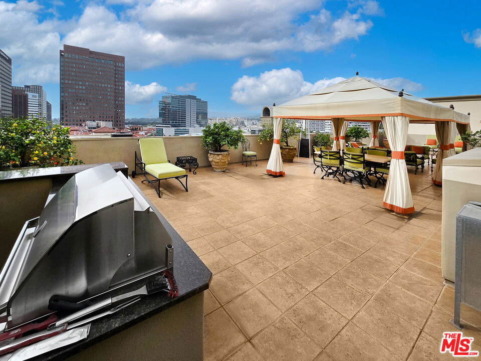 10795 Wilshire Boulevard - Photo 39