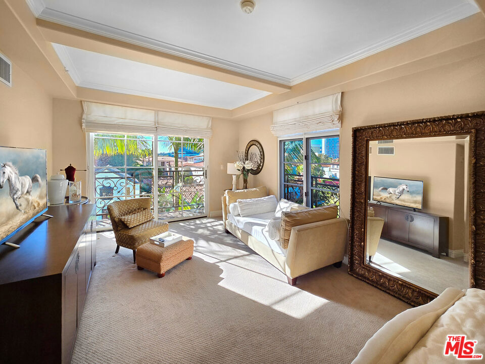 10795 Wilshire Boulevard - Photo 33