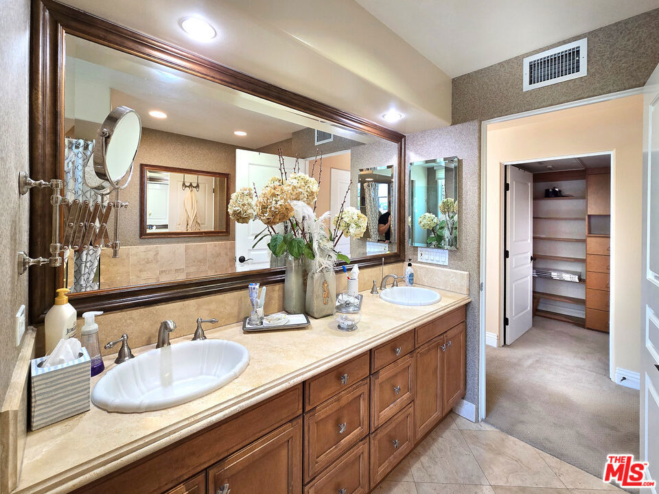 10795 Wilshire Boulevard - Photo 31