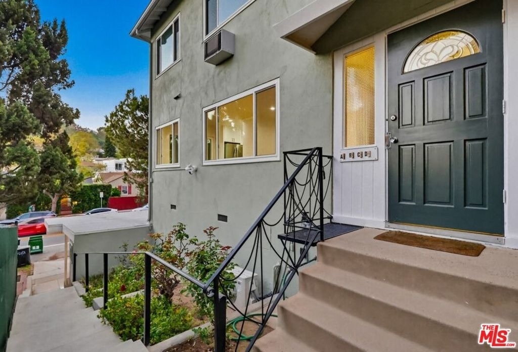 1828 Silver Lake Boulevard - Photo 0