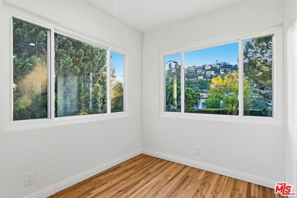 1828 Silver Lake Boulevard - Photo 4