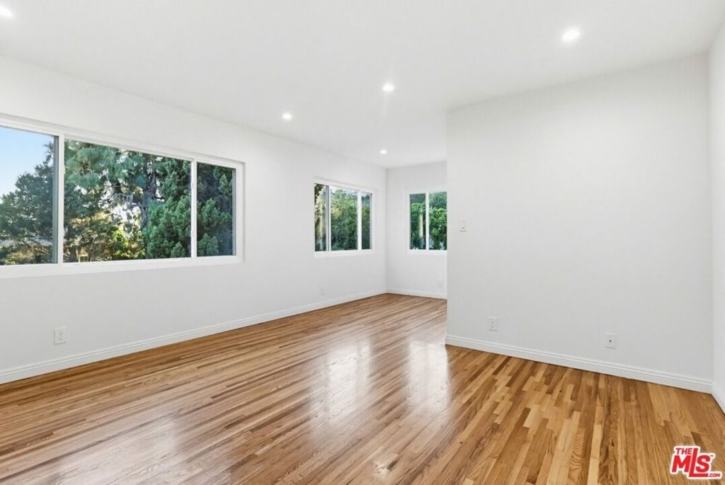 1828 Silver Lake Boulevard - Photo 6