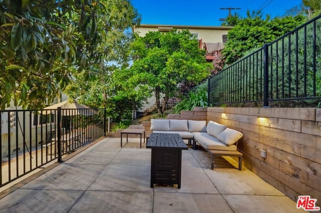1828 Silver Lake Boulevard - Photo 11