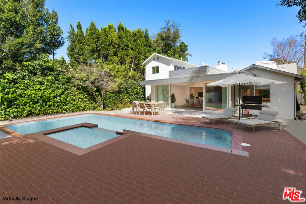 4031 Hollyline Avenue - Photo 22