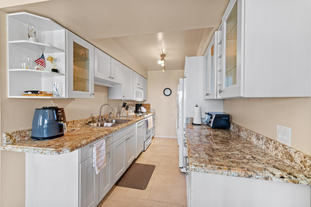 1150 E Amado Road - Photo 13