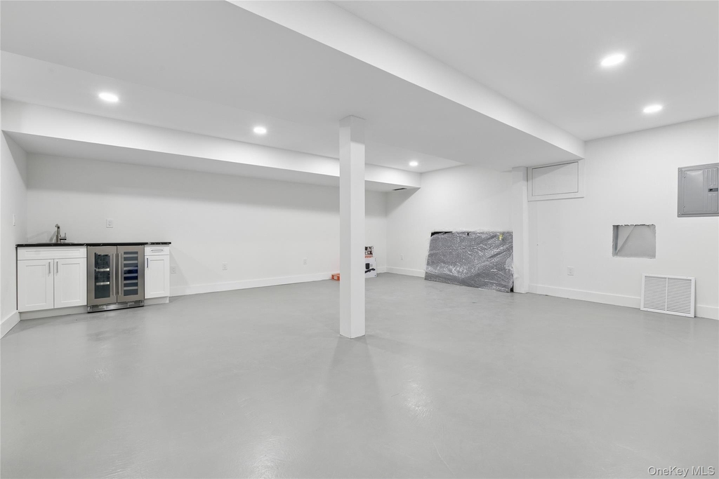 10 Sagamore Road - Photo 2