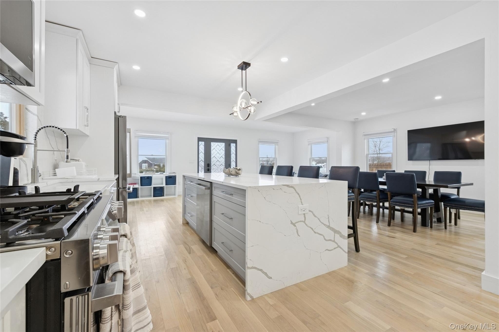 10 Sagamore Road - Photo 12