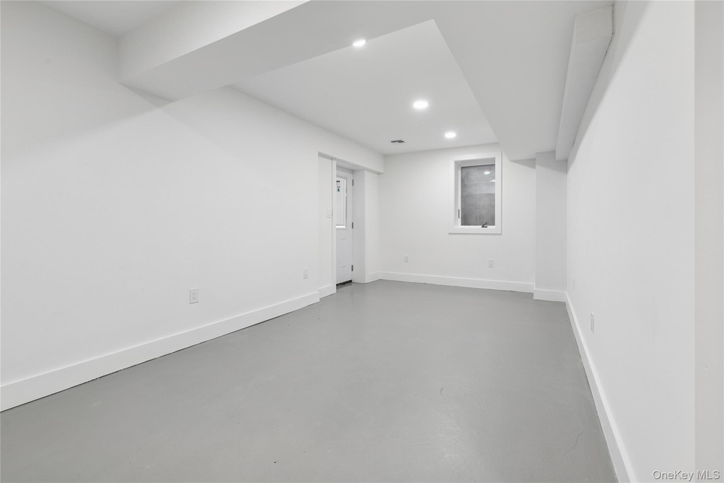10 Sagamore Road - Photo 6