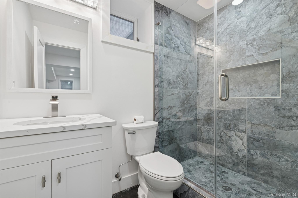10 Sagamore Road - Photo 4