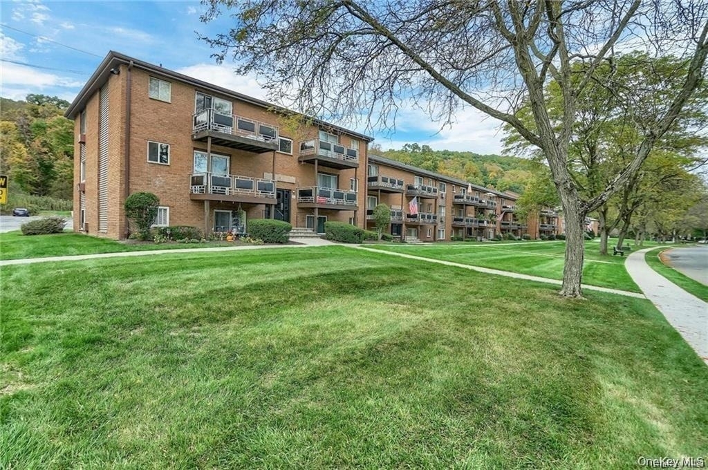 39 Tanager Road - Photo 0