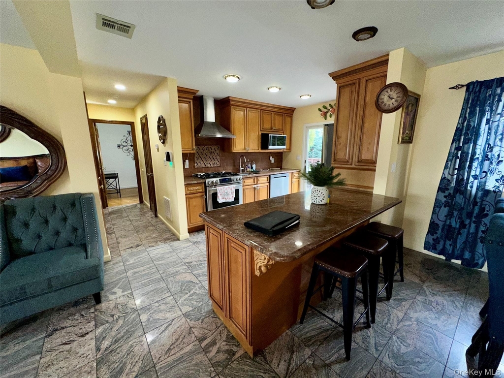1316 Mcclure Avenue - Photo 2