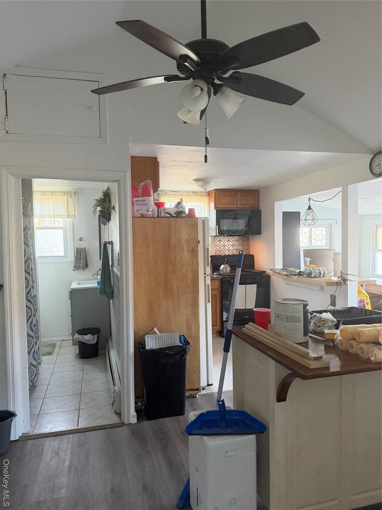 171 Lake Shore Drive - Photo 9