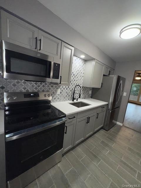 1003 Parkview Drive - Photo 0