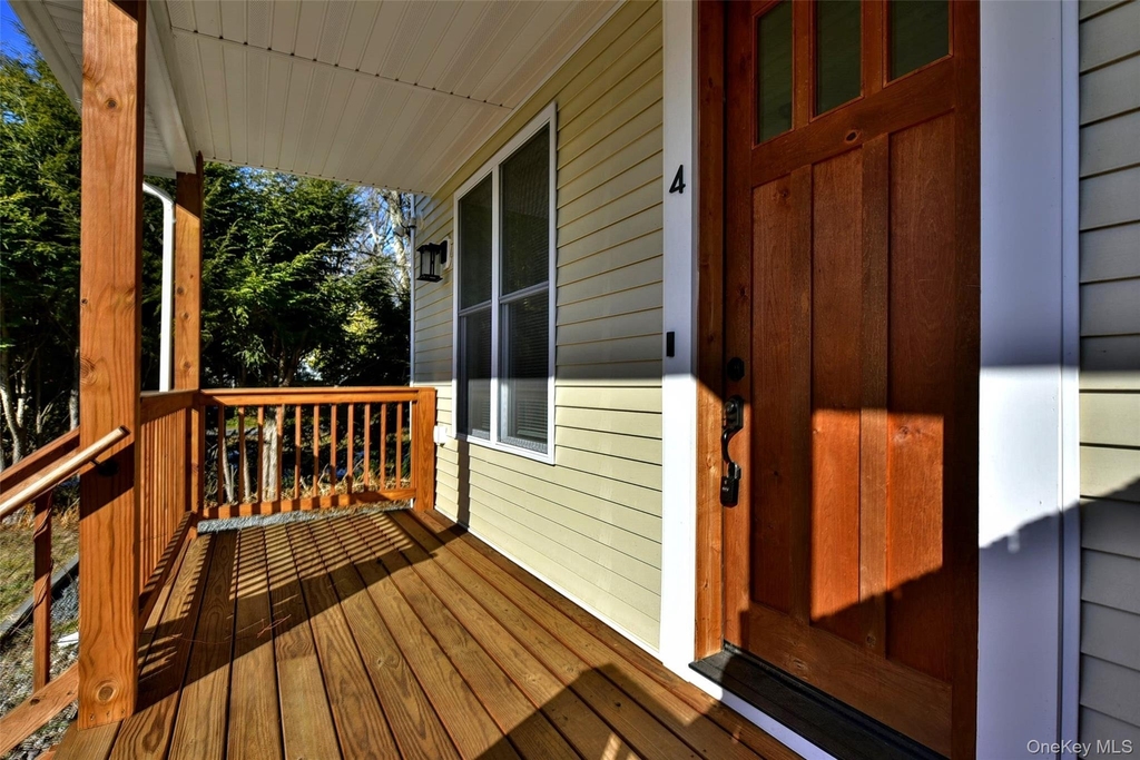 127 Pine Street - Photo 3