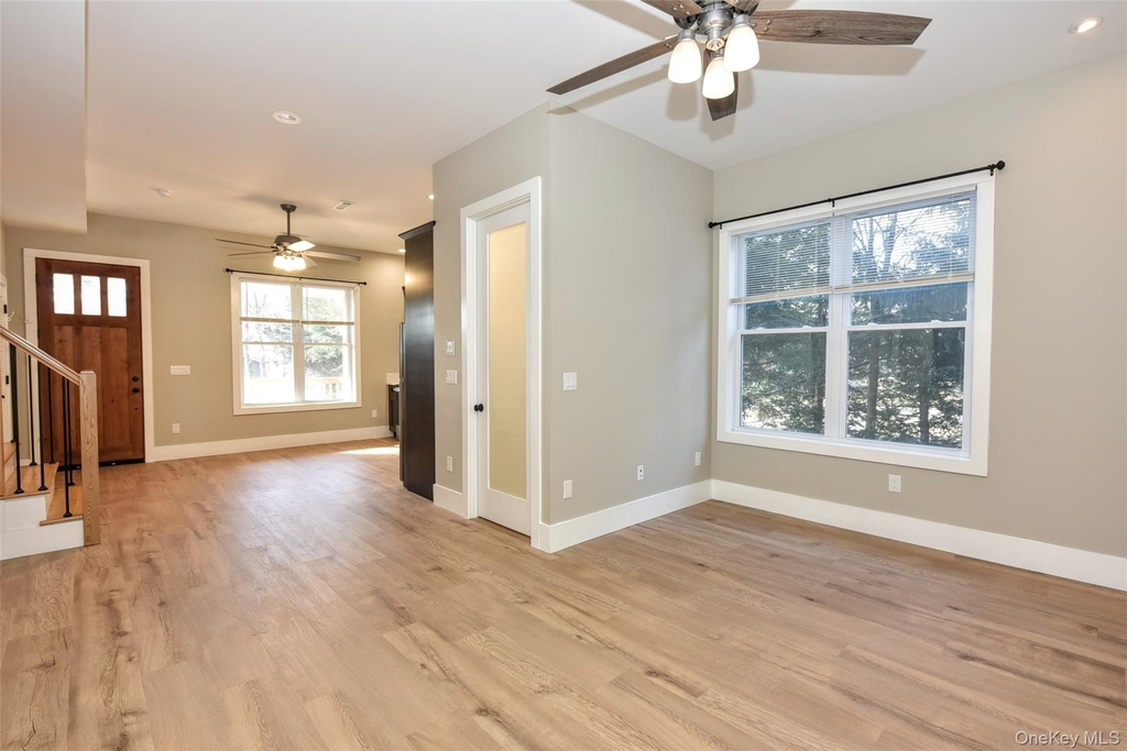 127 Pine Street - Photo 9