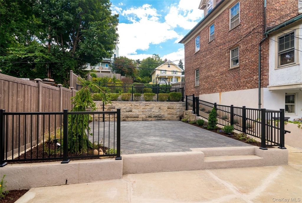 86 Main Street - Photo 28
