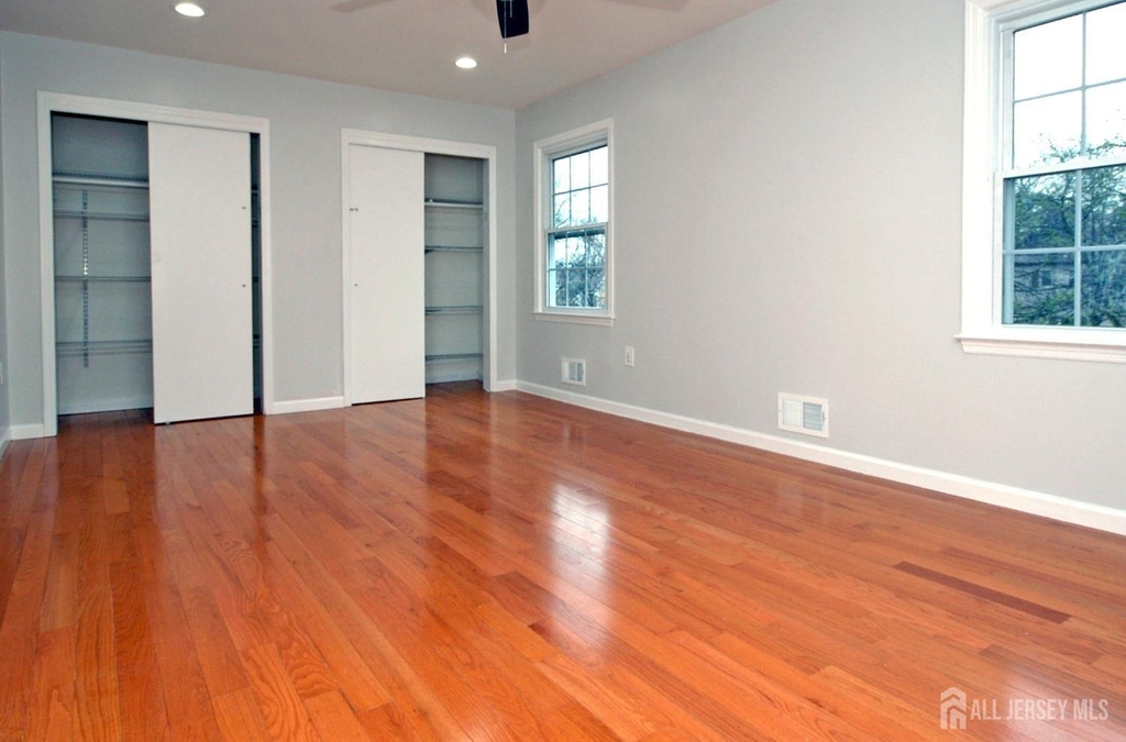4 White Oaks Drive - Photo 19