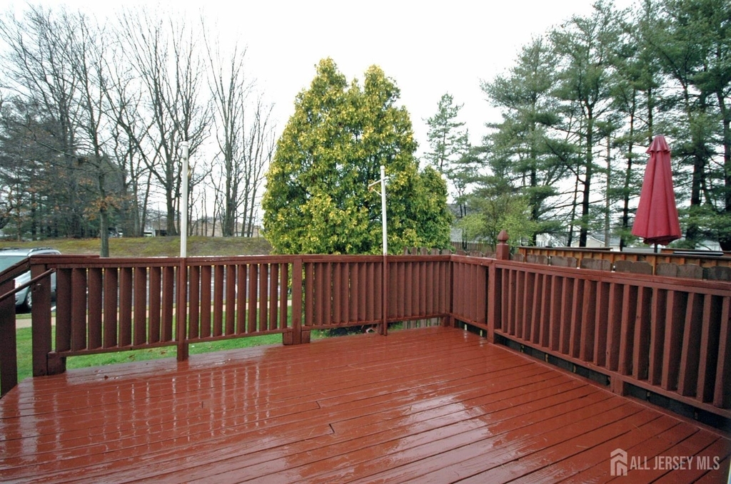 4 White Oaks Drive - Photo 32