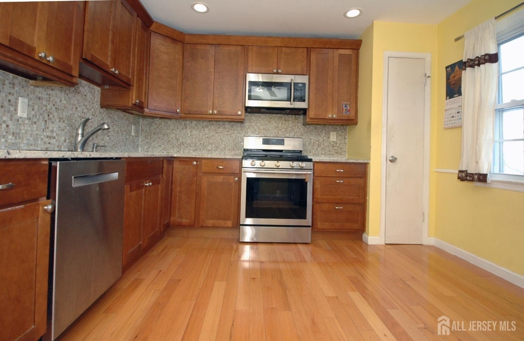 4 White Oaks Drive - Photo 11