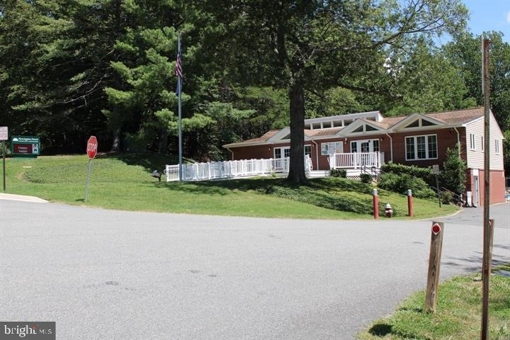 8406 Rainbow Bridge Lane - Photo 7