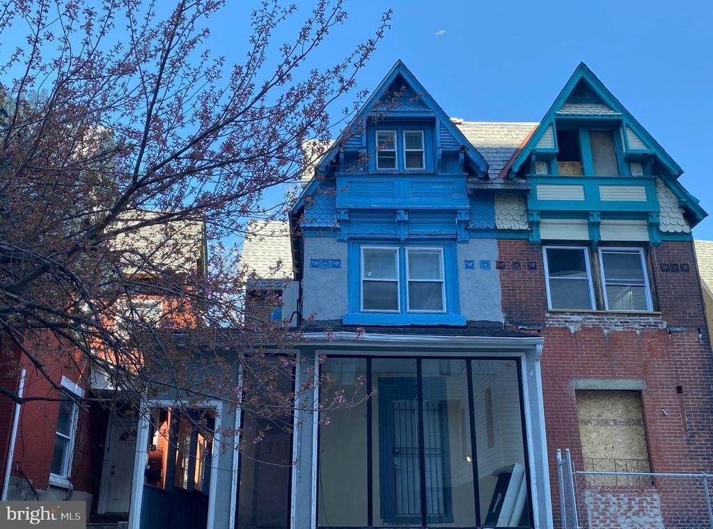 3215 Summer Street - Photo 28