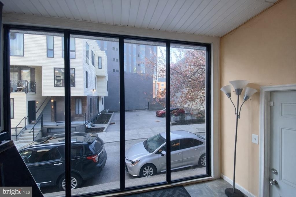 3215 Summer Street - Photo 67