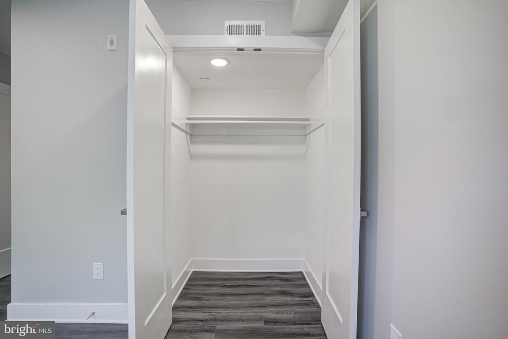 540 S 52nd Street - Photo 5