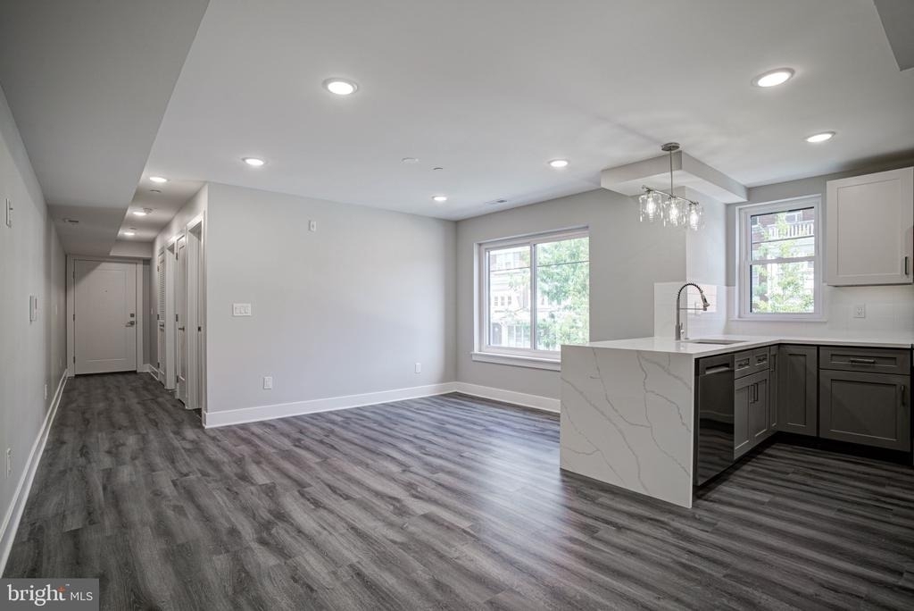 540 S 52nd Street - Photo 9