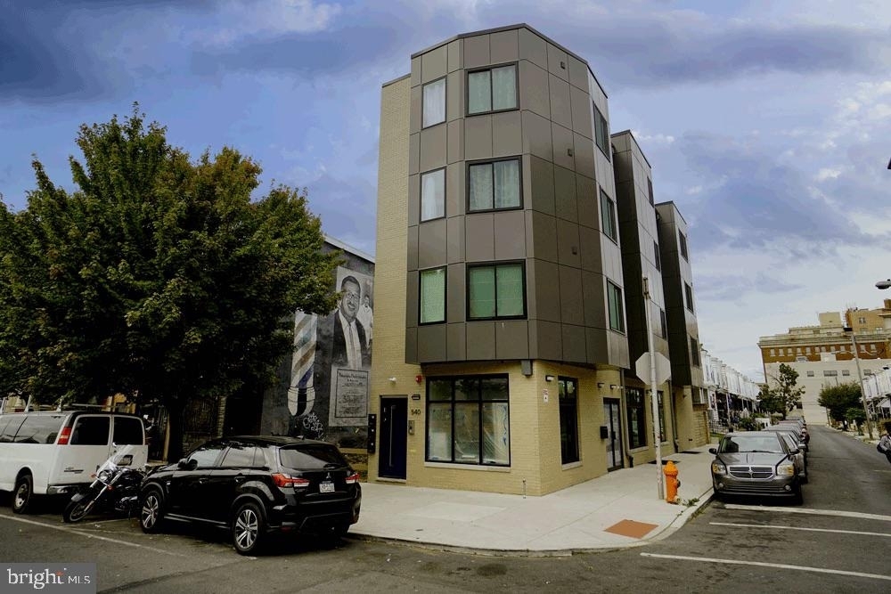 540 S 52nd Street - Photo 0