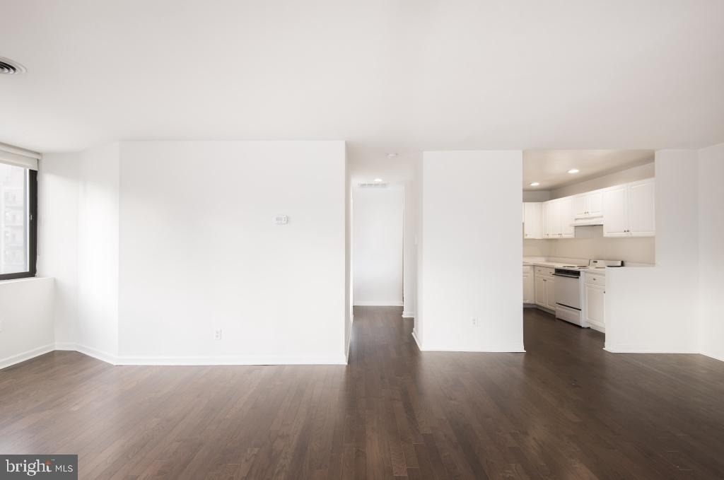 1220 Sansom Street - Photo 8