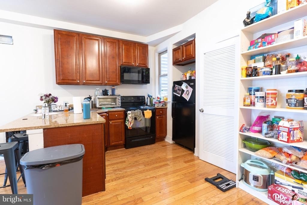 1915 N 18th Street - Photo 2