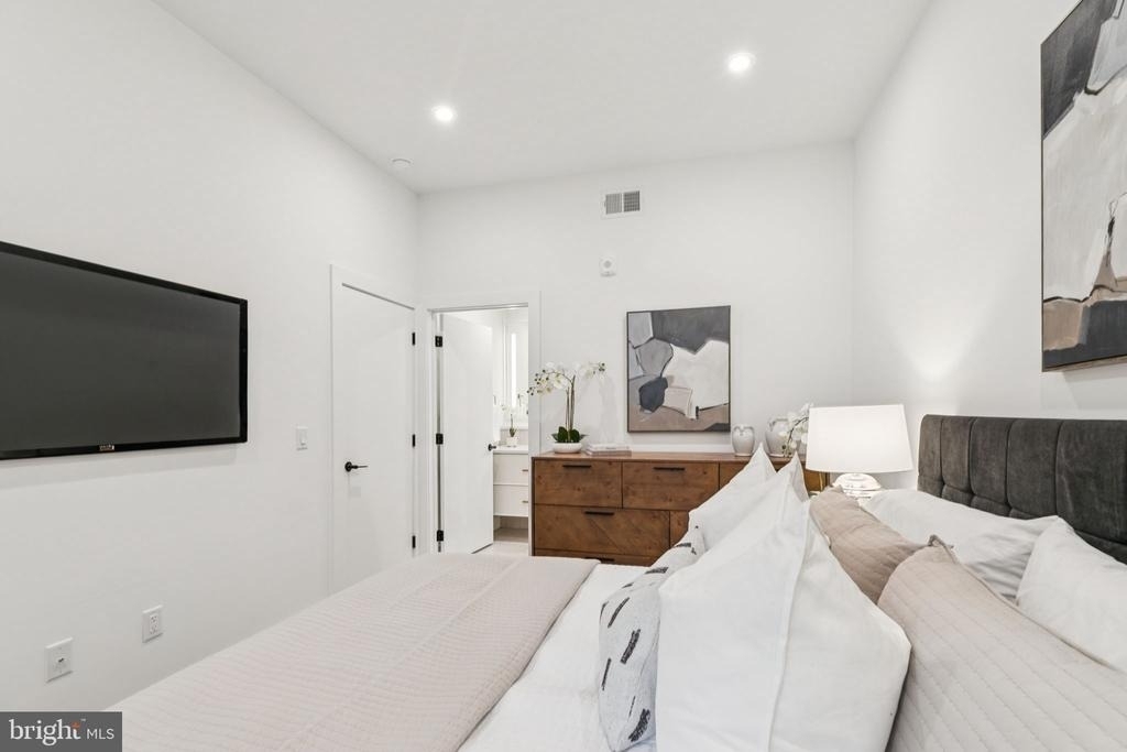 20 W Allens Lane - Photo 43