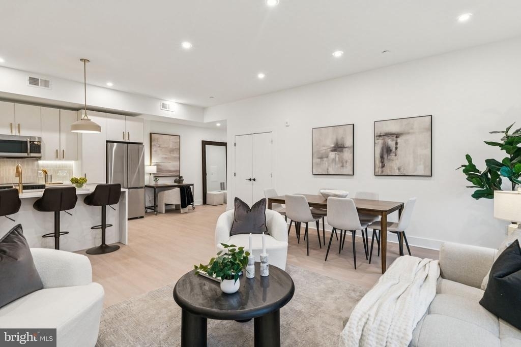20 W Allens Lane - Photo 12