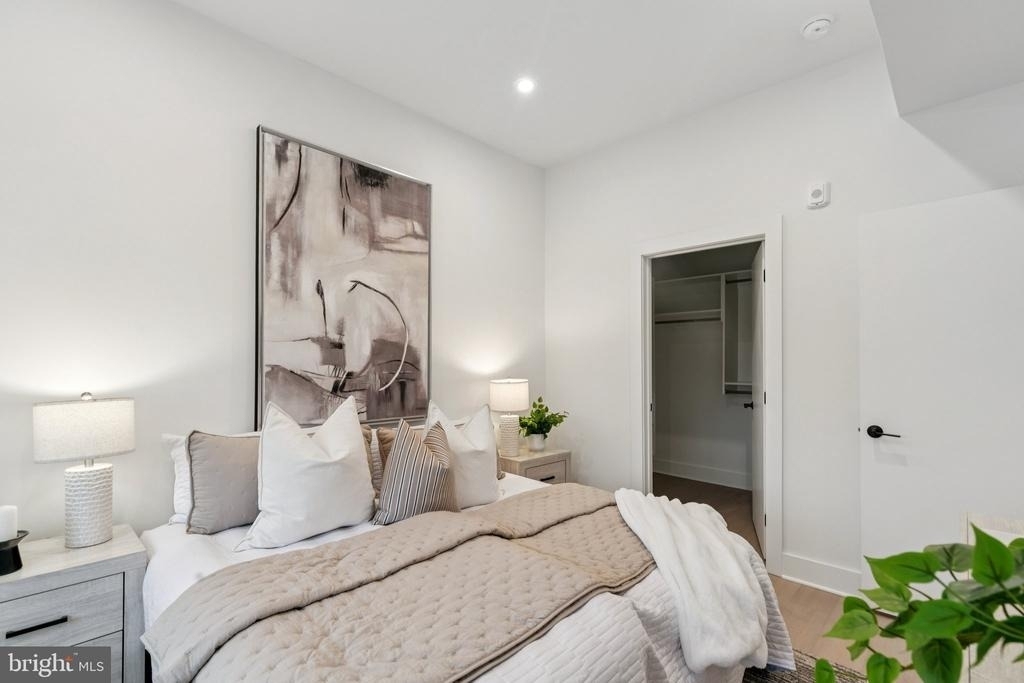20 W Allens Lane - Photo 9