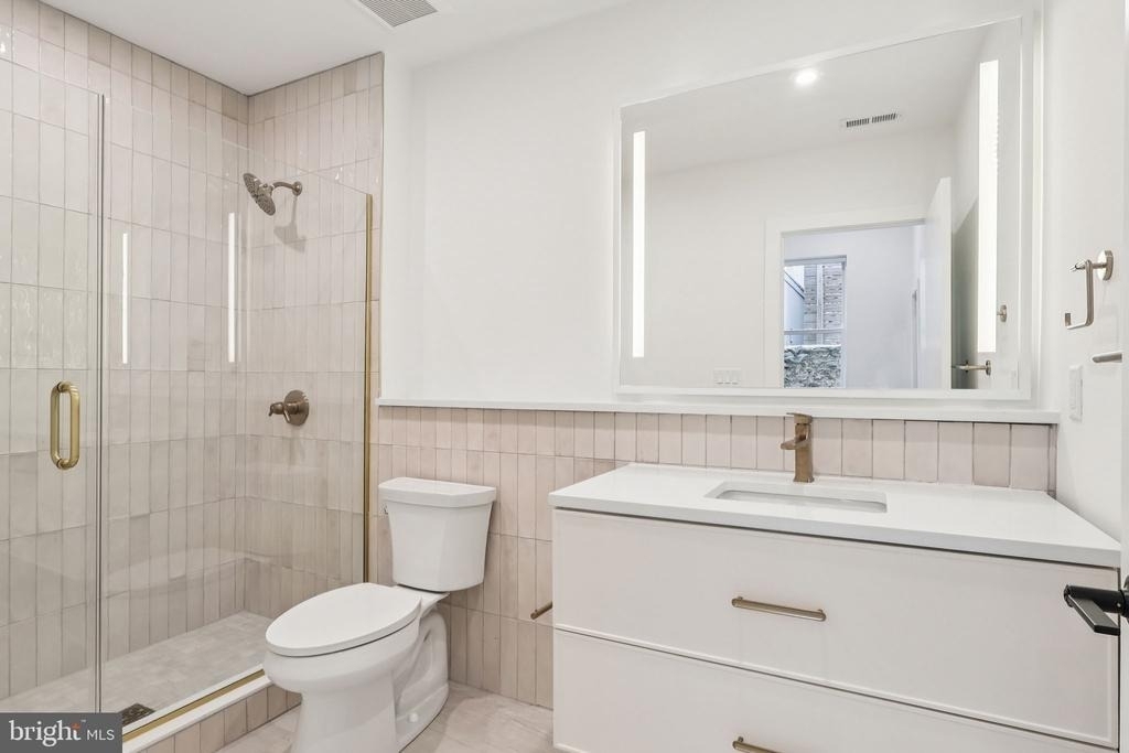 20 W Allens Lane - Photo 19