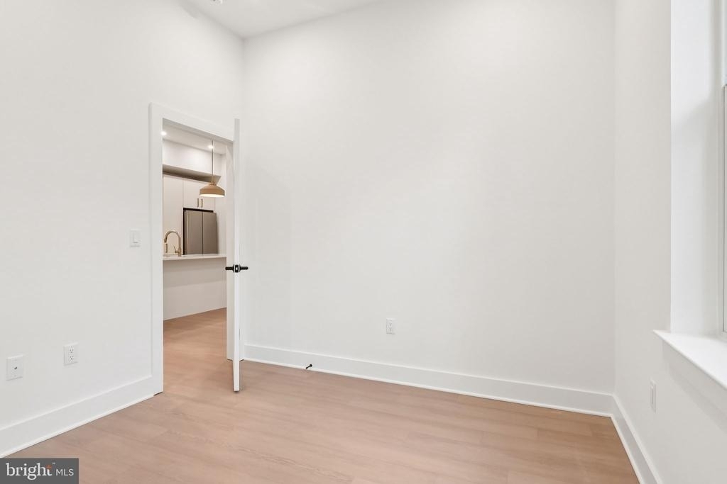 20 W Allens Lane - Photo 11