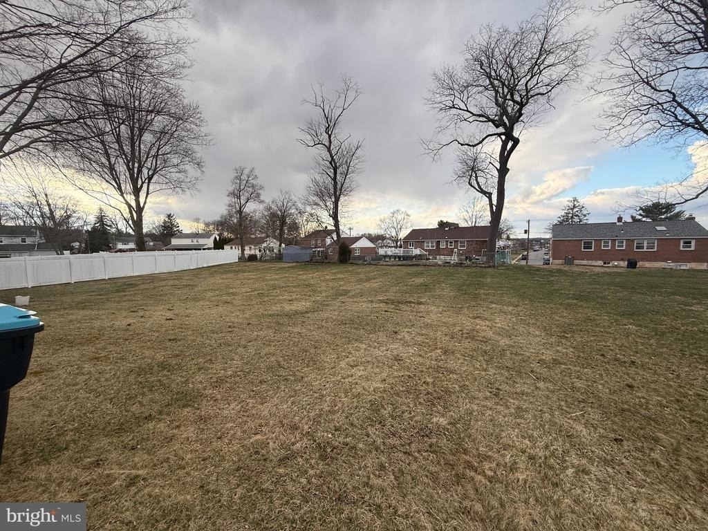 338 Rees Drive - Photo 27
