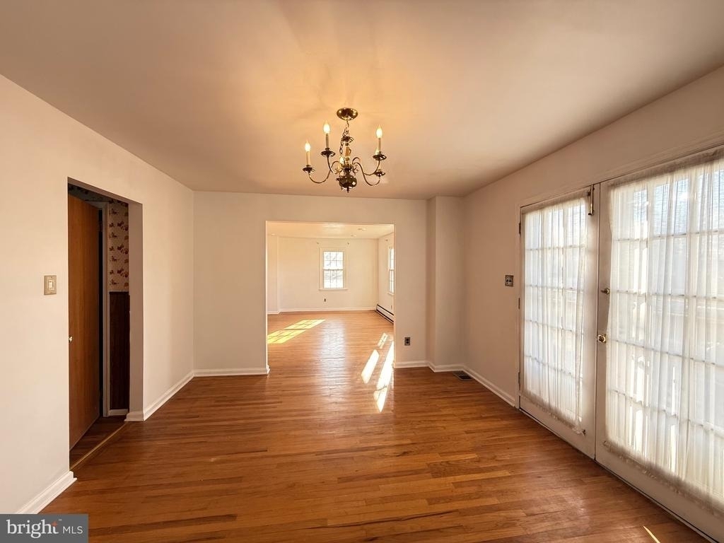 338 Rees Drive - Photo 5