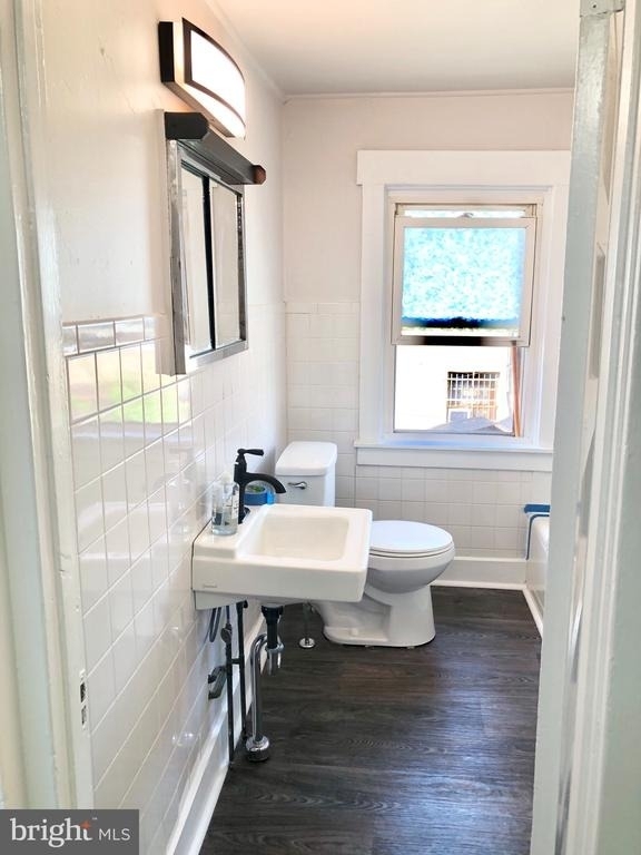 4001 Center Avenue - Photo 11