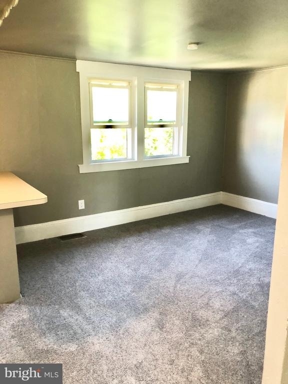 4001 Center Avenue - Photo 6