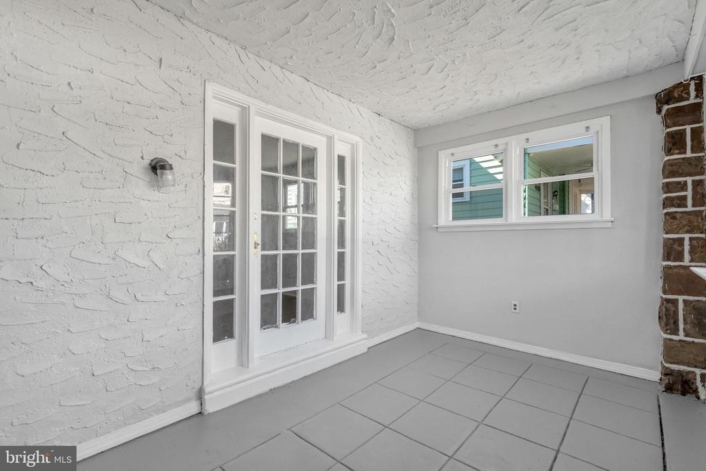 4056 Ellendale Road - Photo 2