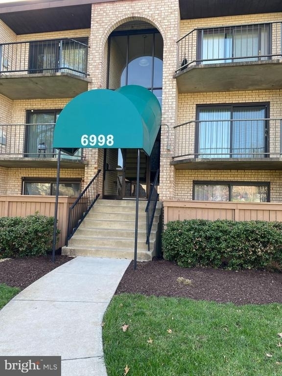 6998 Hanover Parkway - Photo 0