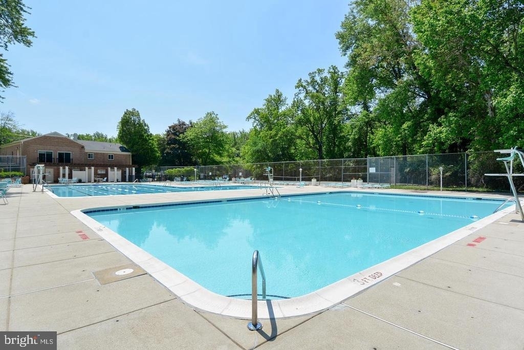 10670 Weymouth Street - Photo 13