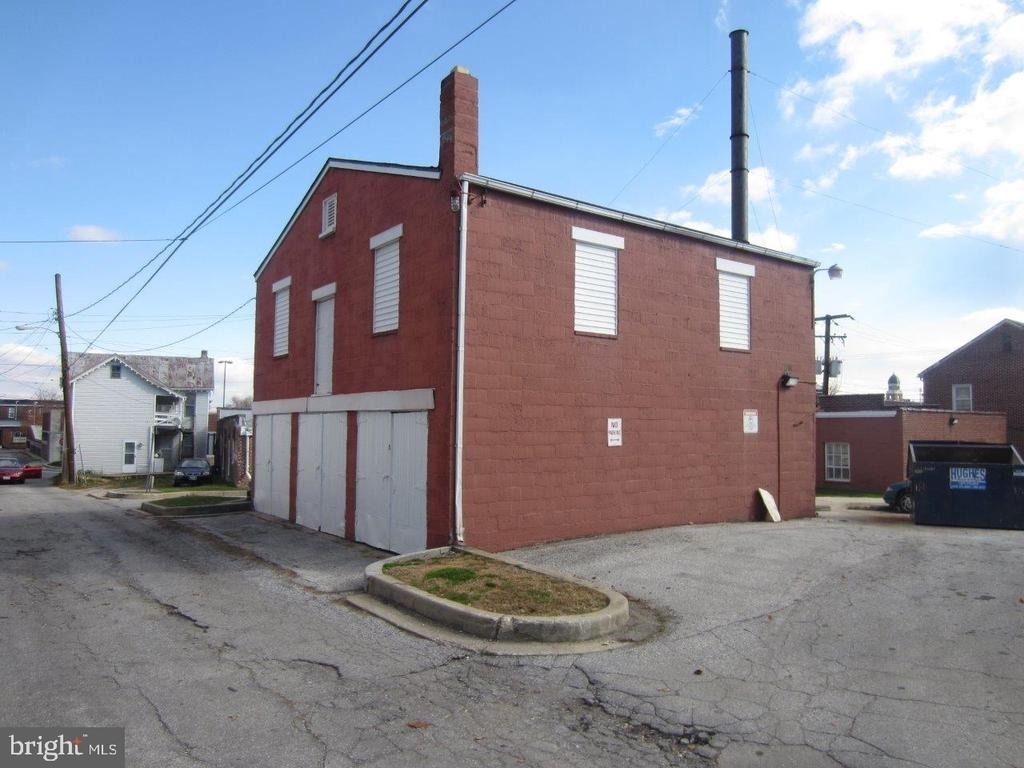 28 Liberty Street - Photo 3