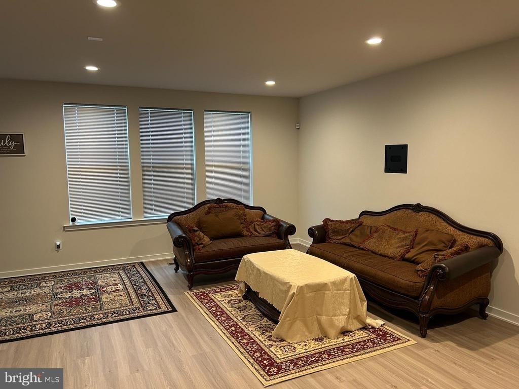 1020 W Lock Road - Photo 2