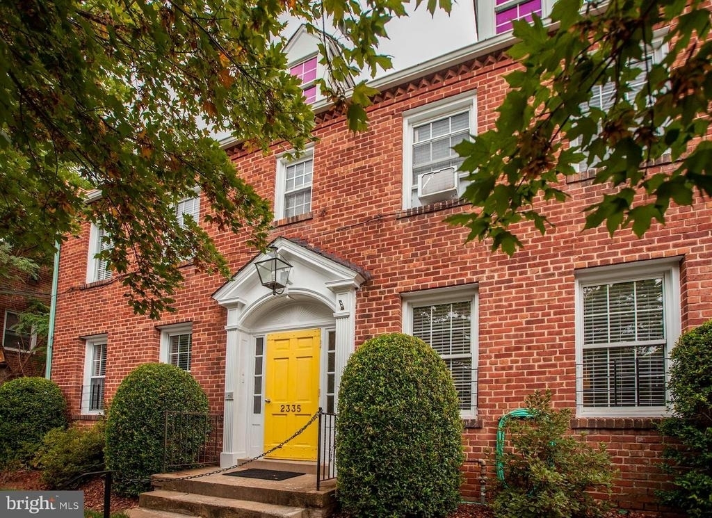 2335 40th Street Nw - Photo 0