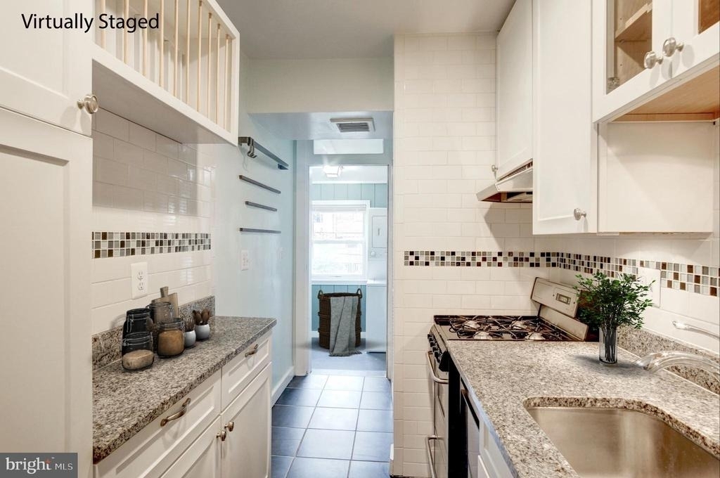 2335 40th Street Nw - Photo 7