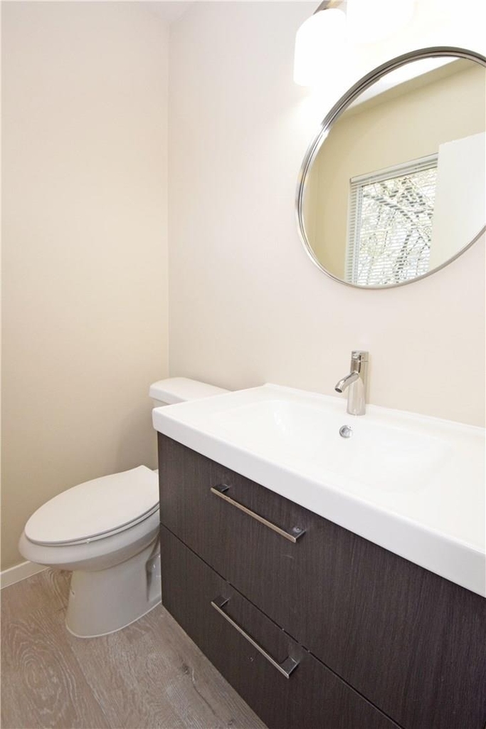 6400 Brookside Dr - Photo 8